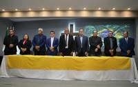 Abertura dos trabalhos legislativos foram iniciados com a leitura anual da mensagem do Poder Executivo Municipal