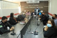 Em audiência, Câmara debateu a problemática dos animais soltos nas ruas da cidade de Caraúbas/RN